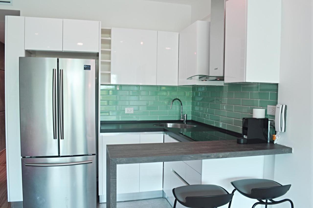 Brand New! Fully Equipped Studio Right On 5th Ave